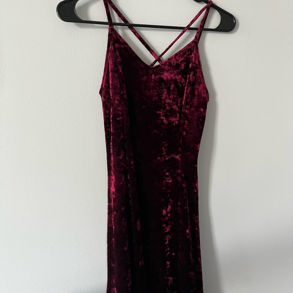 Elegant Velvet Burgundy Dress
